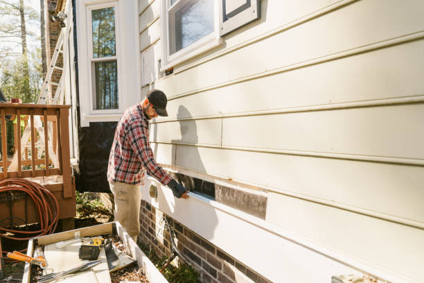 Trusted Wood Siding service in Lawrenceville, IL - Creative Siding